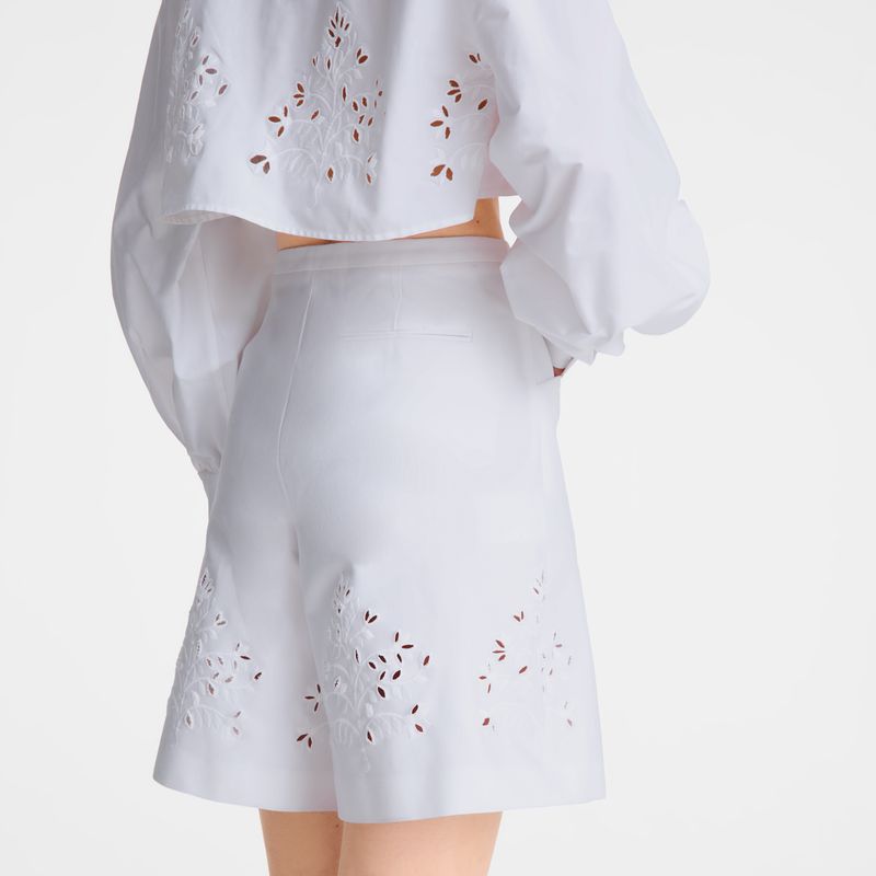 White Longchamp Bermuda Women Shorts | Ksa-307EVOMKC